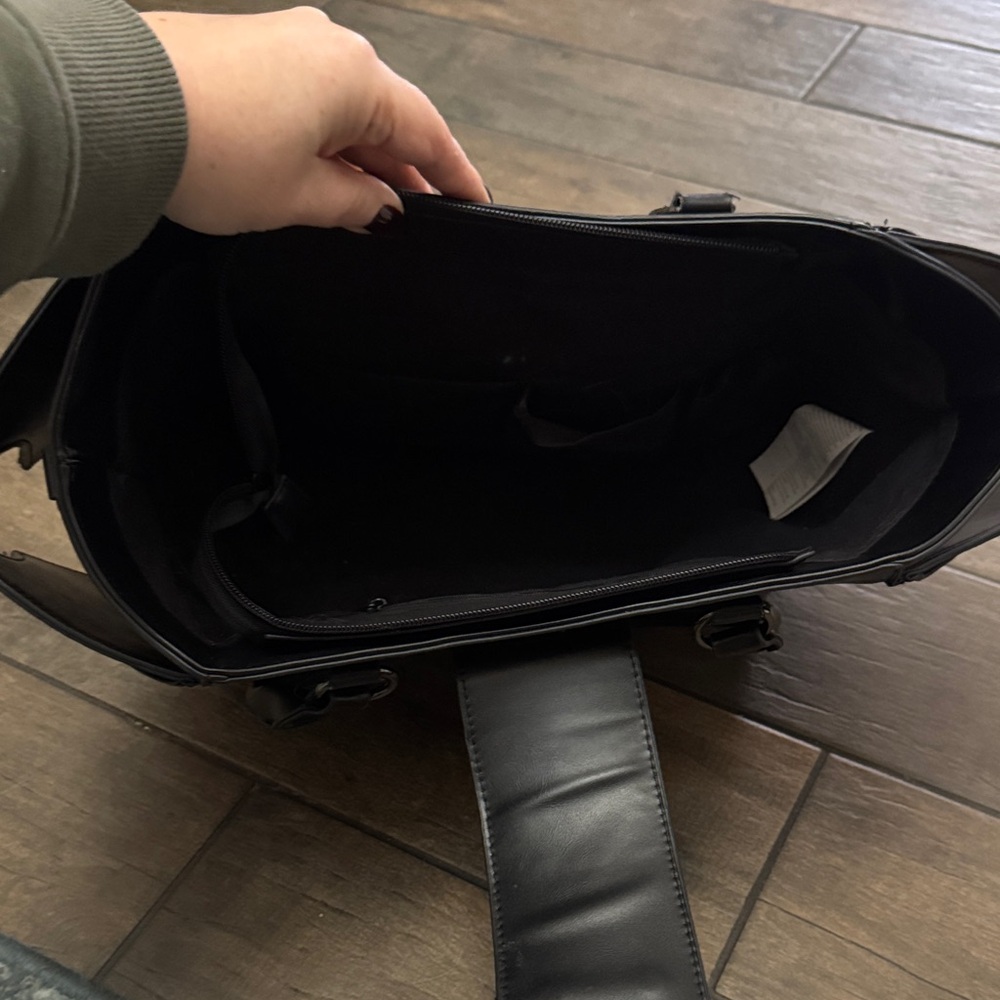 Black Women's Bag - Picture 3 of 3